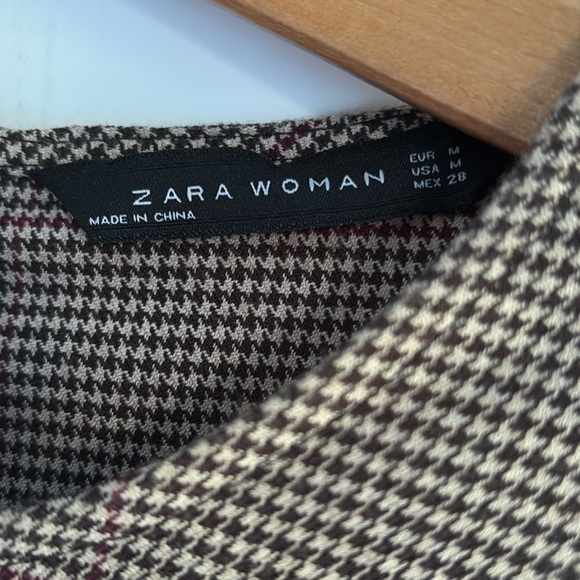 Zara top tan & black houndstooth with fur trim sz M NWOT - Picture 6 of 11
